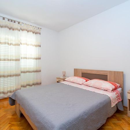 Apartments By The Sea Stara Novalja, Pag - 6340 Екстер'єр фото
